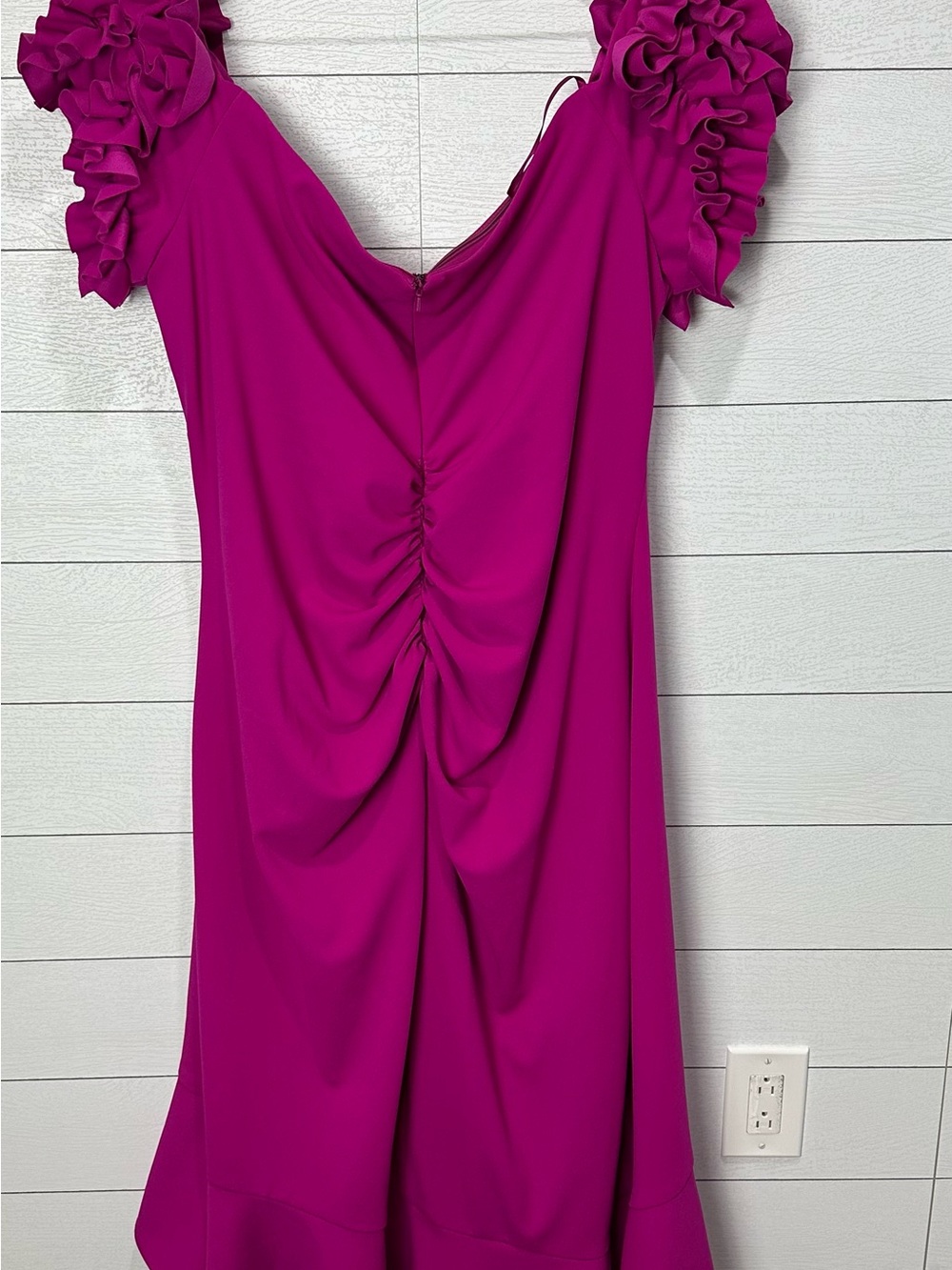 NWT Xscape Pink Ruffled Midi Dress 22W - Picture 10 of 14
